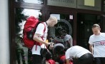 Ispraćaj trojice studenata koji će 9 dana pješačiti do Srebrenice / Foto: DEPO