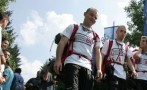 Ispraćaj trojice studenata koji će 9 dana pješačiti do Srebrenice / Foto: DEPO