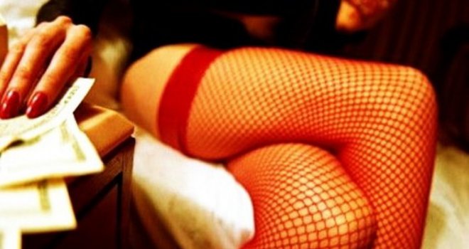 Prisilio 50-godišnjakinju na prostituciju: Spavala s preko 300 klijenata!