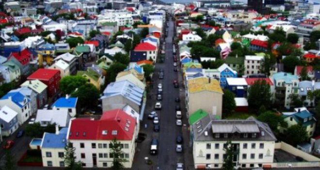 Ljudine sa sjevera: Islanđani masovno zovu izbjeglice u svoje domove, a sve to radi apela jedne žene