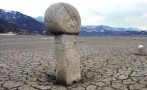 Jablaničko jezero presušilo, iz zemlje izviruju nišani!