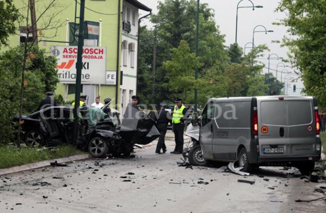 saobraćajka u ulici Džemala Bijedića/ Foto: Dnevni avaz