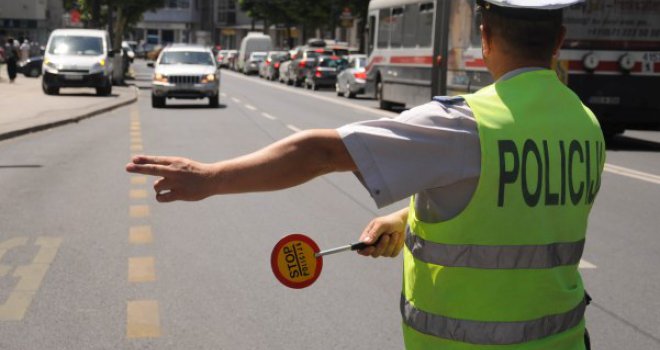 Usvojeni zakoni: Evo kolike kazne očekuju neoprezne vozače i pješake