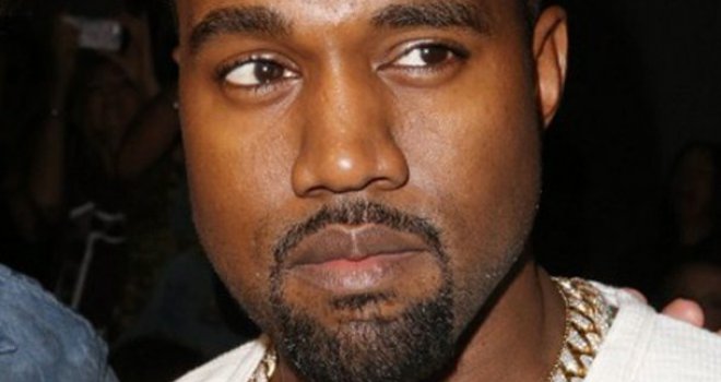 Stanje i dalje loše: Kanye West umislio da ga i doktori žele ubiti...