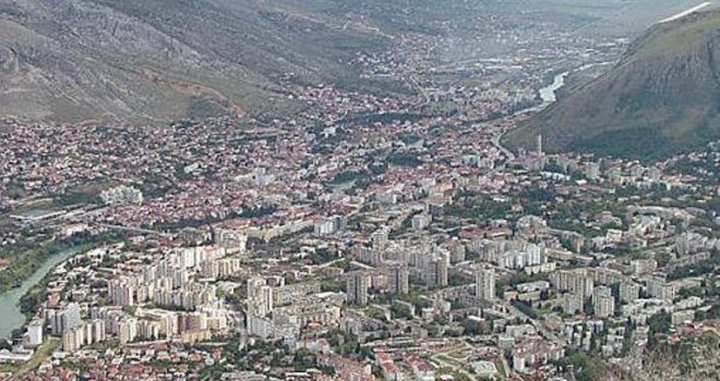 Oteta žena u Potocima kod Mostara: Ugurao je u prtljažnik 'Passata' i odvezao u pravcu Rujišta... 