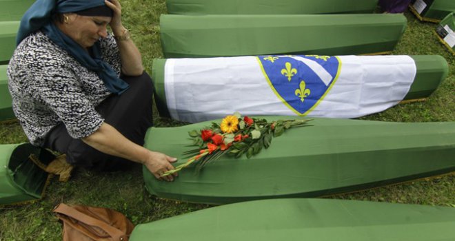Mediji u Srbiji danas šute o Srebrenici, ali ima i drugačijih: Pročitajte tekst koji progovara o genocidu! 