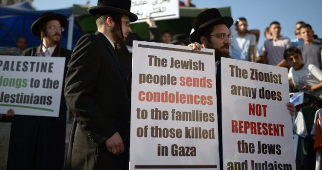 Ortodoksni Jevreji protestovali protiv izraelskih napada na Gazu: 'Palestina pripada Palestincima!'