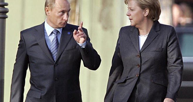 Tajni plan Merkel i Putina: Evropa će priznati Krim, a Rusija osigurati isporuku plina