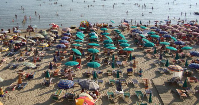 Hit ljetovanje za Bosance: Savršene pješčane plaže, a cijene manje nego u Sarajevu