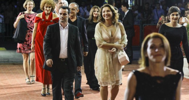 'Sulejman Veličanstveni' napravio pometnju, Mirjana Karanović zablistala na crvenom tepihu