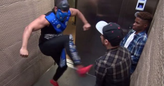 Pravi Mortal Kombat u liftu: Kako biste se vi odbranili od napada nindže?