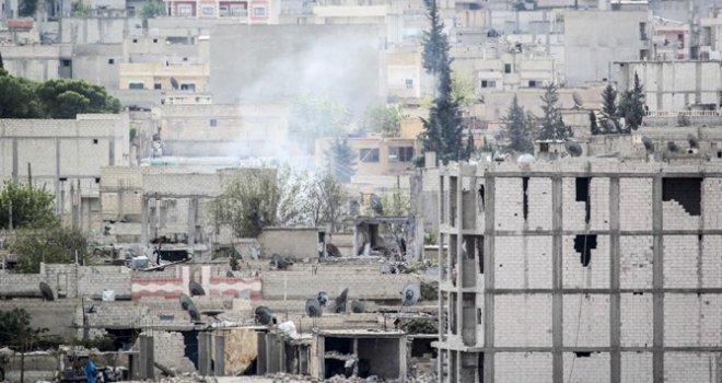 Na ulicama Kobanija traju žestoki sukobi džihadista i Kurda