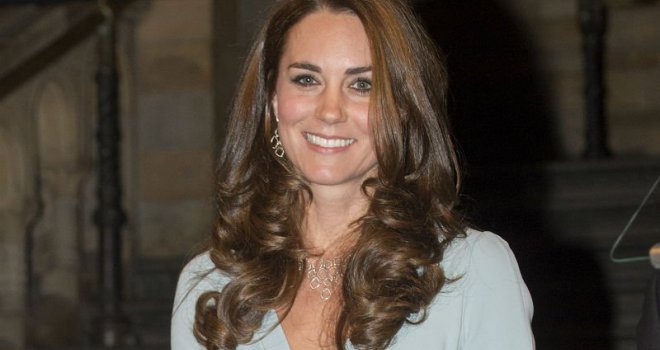 Jedan detalj privukao pažnju: Zašto Kate Middleton uvijek nosi flaster?