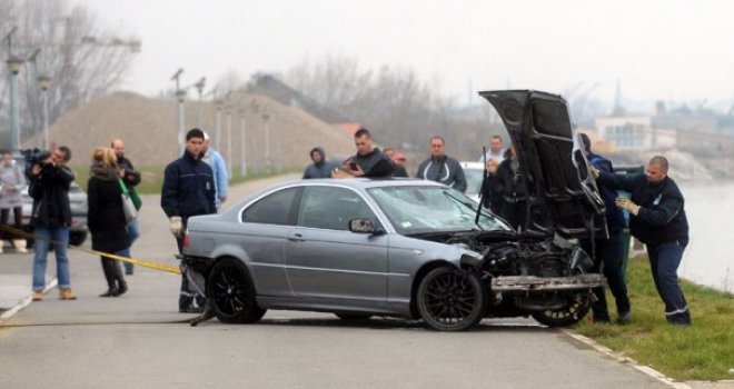 Vozač BMW-a smrti prerezao vene: 'Ubio sam prijatelje, za mene više nema života!'