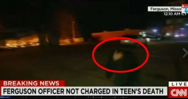 Reporterka CNN-a pogođena kamenom u glavu tokom javljanja uživo
