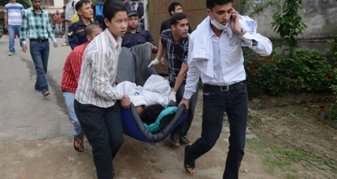 Razoran zemljotres pogodio Nepal: 970 mrtvih, više hiljada povrijeđenih
