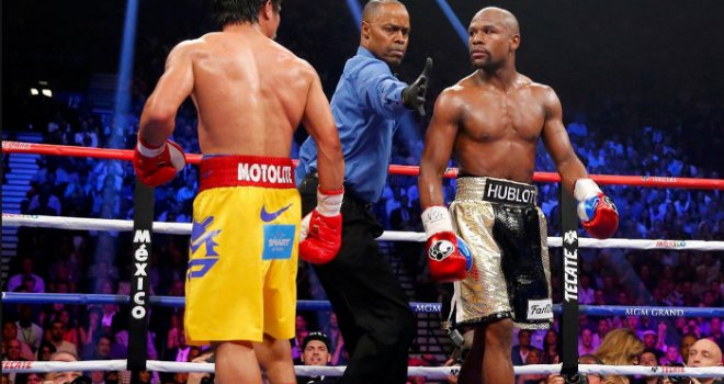'Ljubitelji boksa, žao mi je': Mayweather odlukom sudaca pobijedio Pacquiaoa