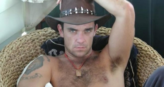 Robbie Williams konačno o glasinama da je gej: Bio sam ludo zaljubljen u muškarce...