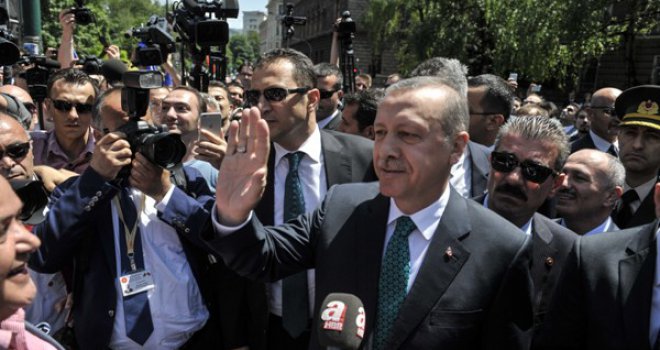 Erdogan u Sarajevu dočekan uz najviše državne počasti 