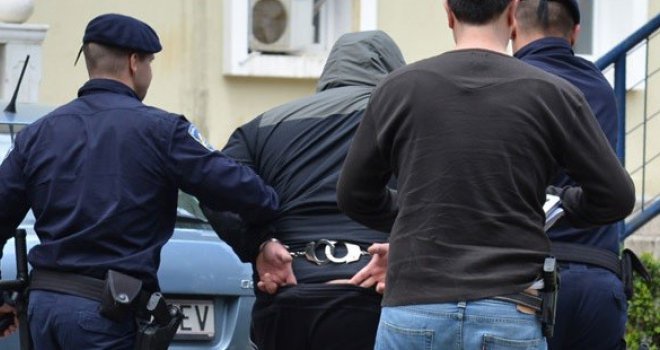 Državljanin BiH i Srbije uhapšen po tjeralici zbog trgovine ljudima i porezne utaje