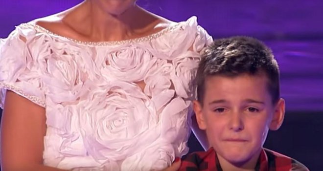 Dječak iz BiH rasplakao žiri 'Pinkovih zvezdica': 'Dobio si najduži aplauz u istoriji ove emisije'