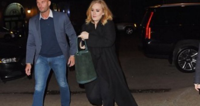 Kakav torzo: Ko je seksi mišićav 'macan' koji u stopu prati Adele?