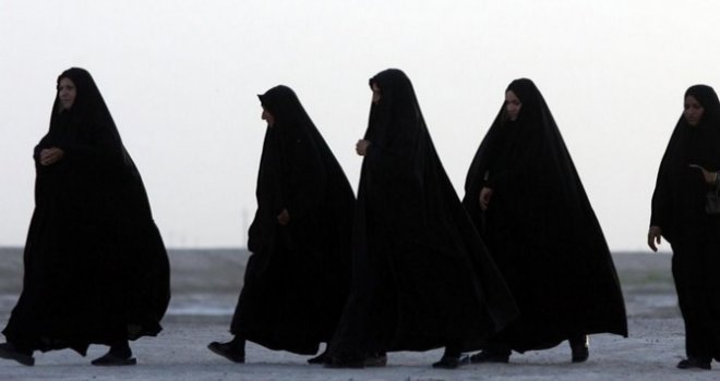 ISIL-ovo regrutovanje žena: 'Nisi tu da zadovoljiš majku, nego Alaha'