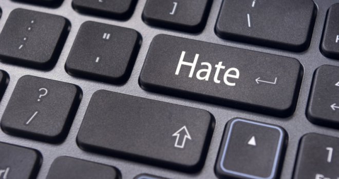 Usvojene izmjene Krivičnog zakona: Uvodi se kazna zatvora zbog širenja mržnje na internetu