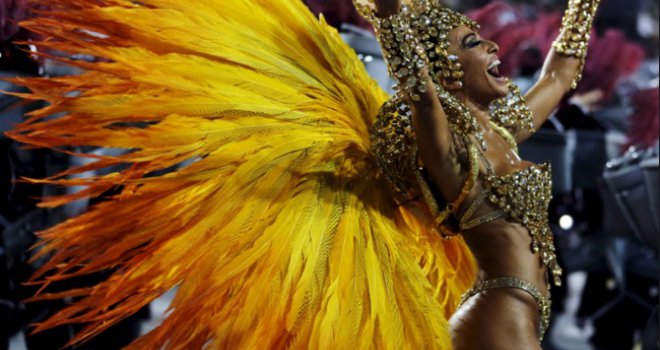 Počeo veliki brazilski karneval: Golišave plesačice u šarenim kostimima ponovo oduševljavaju