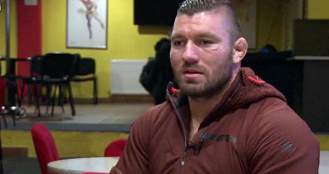 MMA borac Tomo Spahović nakon predaje: Nisam kriv... Majka tvrdi: Moj sin uopće ne poznaje Amila Geca!   