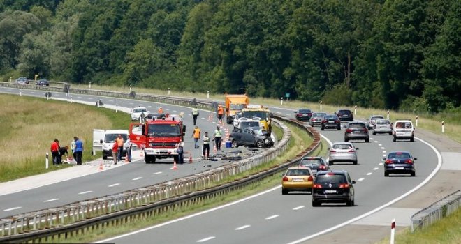 Detalji horora na autocesti: Auto njemačkih oznaka jurio u suprotnom smjeru, svi poginuli...