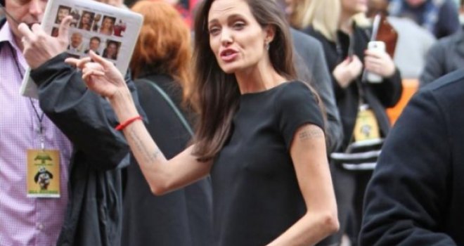 Ima samo 38 kilograma: Osoblje Angeline Jolie smatra da je za sve kriva jedna Bosanka koja je 'začarala' glumicu!