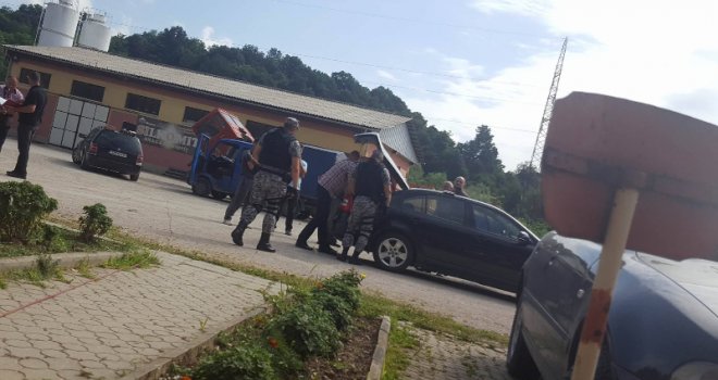 Policija opet u 'Tuzla-kvarcu': Naoružani specijalci na goloruke rudare!