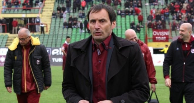 Uprava FK Sarajevo prihvatila ostavku trenera Almira Hurtića