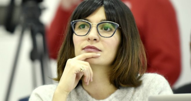 Sabina Ćudić u poruci Sarajlijama: Bili smo korak od skidanja SDA... Ne predajemo se, ovo nije kraj nego početak!