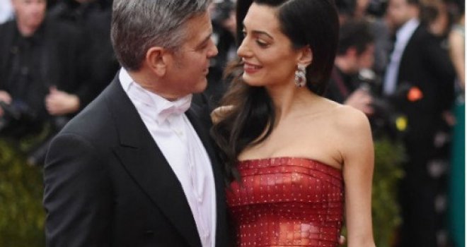 Bračni par Clooney dobio blizance Ellu i Alexandera: George je 'pod sedativima...'