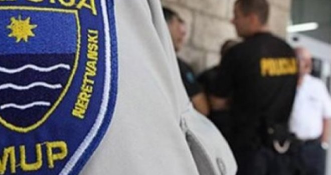 Incident u Mostaru: Lopov bježao od policije, preskočio ogradu i povrijedio se