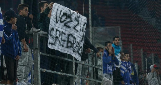 Nogometni savez Grčke izvinio se zbog uvredljivih navijačkih transparenata