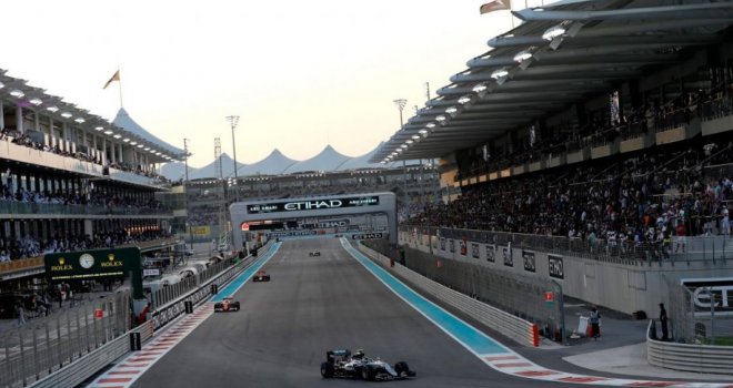 Formula 1: Rosberg osvojio titulu, Hamiltonu pobjeda za utjehu