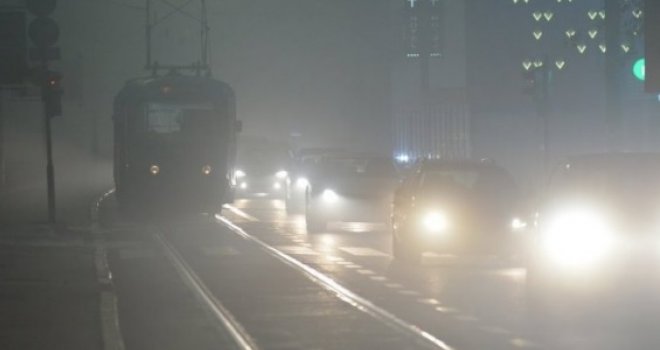 Građani se guše u smogu: Hoće li u Sarajevu uvesti par-nepar ili će OVA vozila skloniti s ulica?