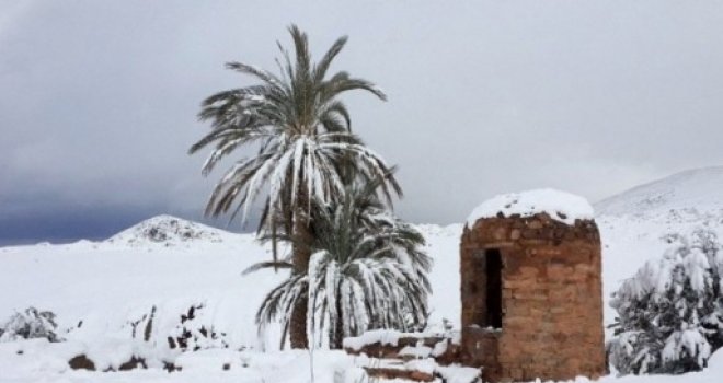 Nakon 37 godina pao snijeg u Sahari