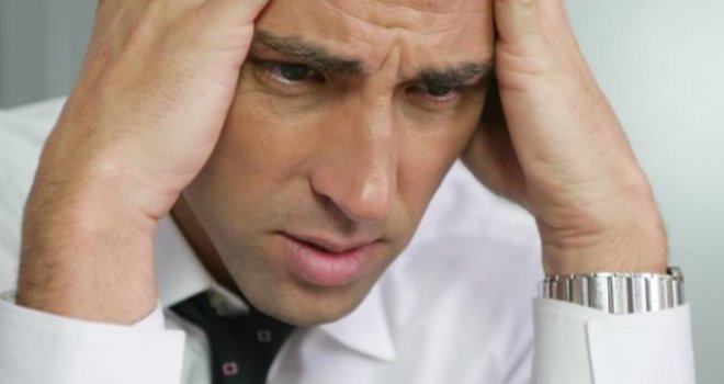 Nije nimalo svejedno kako vas boli glava: Možda je bezazlena migrena, a možda je aneurizma!