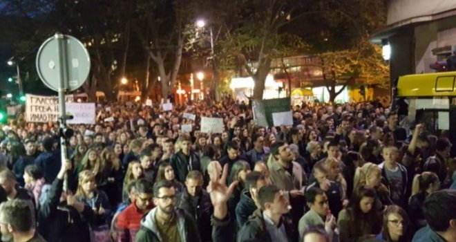 U Beogradu i drugim gradovima Srbije nastavljeni protesti studenata i srednjoškolaca