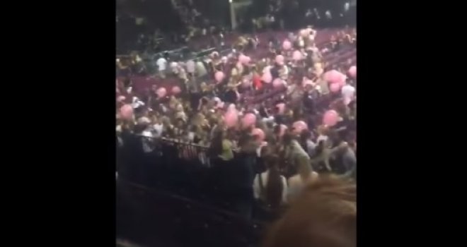 Objavljen snimak trenutka u kojem je eksplodirala bomba u prepunoj areni u Manchesteru