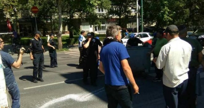 Pokušaj incidenta na protestima demobilisanih boraca ispred Vlade FBiH