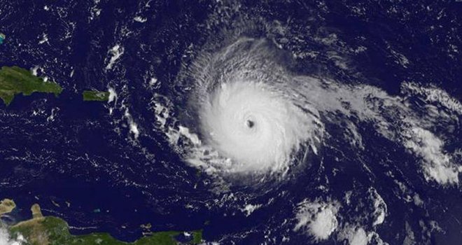 'Irma' još dobila na snazi: Poharala Karibe, sprema se opustošiti Floridu