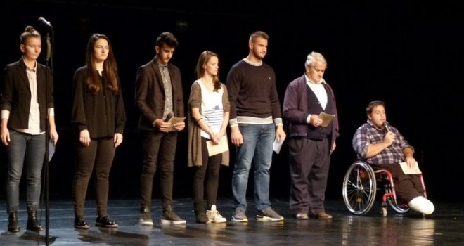 57. MESS počeo u Zenici: Predstava 'Slijepi pjesnik' izvedena na sceni Bosanskog narodnog pozorišta