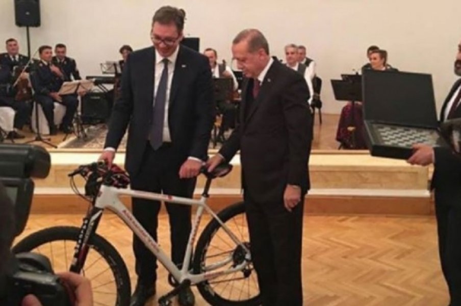 erdogan-vucic-bicikl