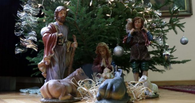 Dan koji prethodi Božiću: Danas je Badnjak - dan kada se slavi rođenje Isusa Hrista
