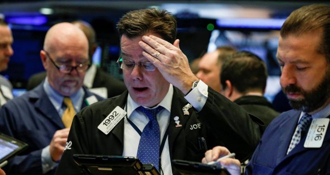 Wall Street opet oštro pao!
